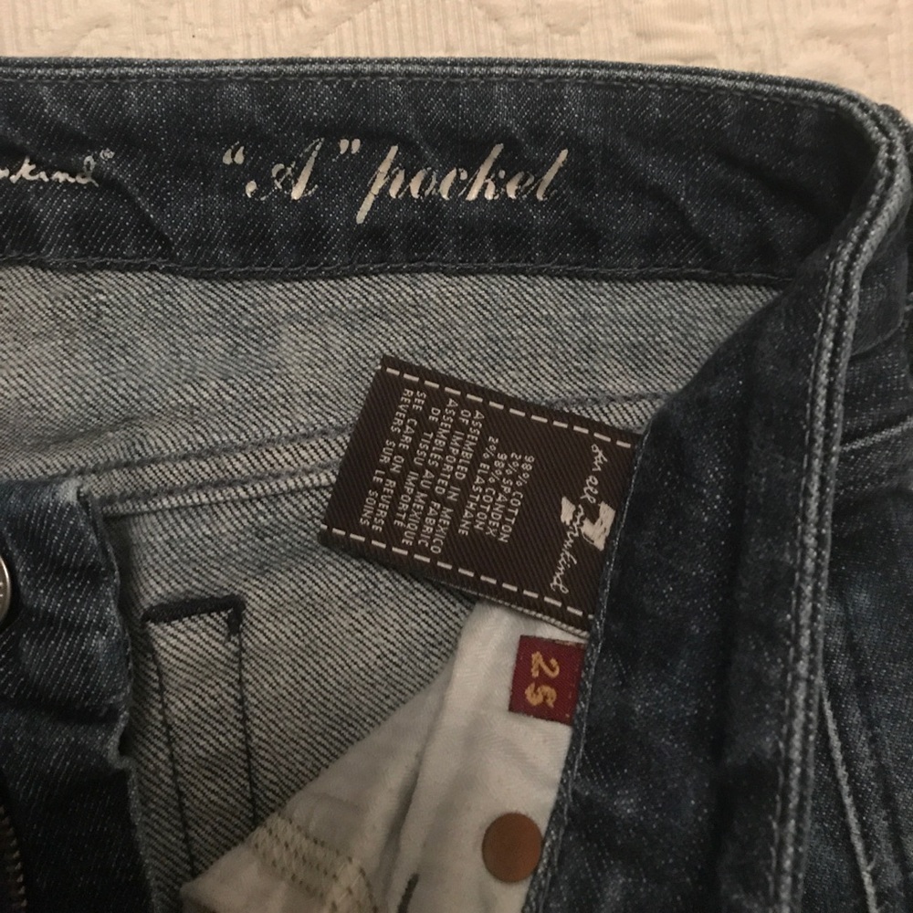 7 For All Mankind Women's Dark Blue Jeans - Picture 2 of 4
